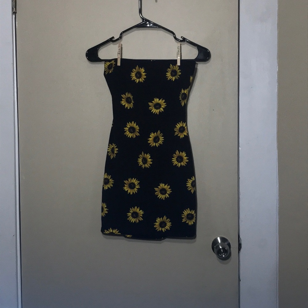 Bodycon sunflower dress